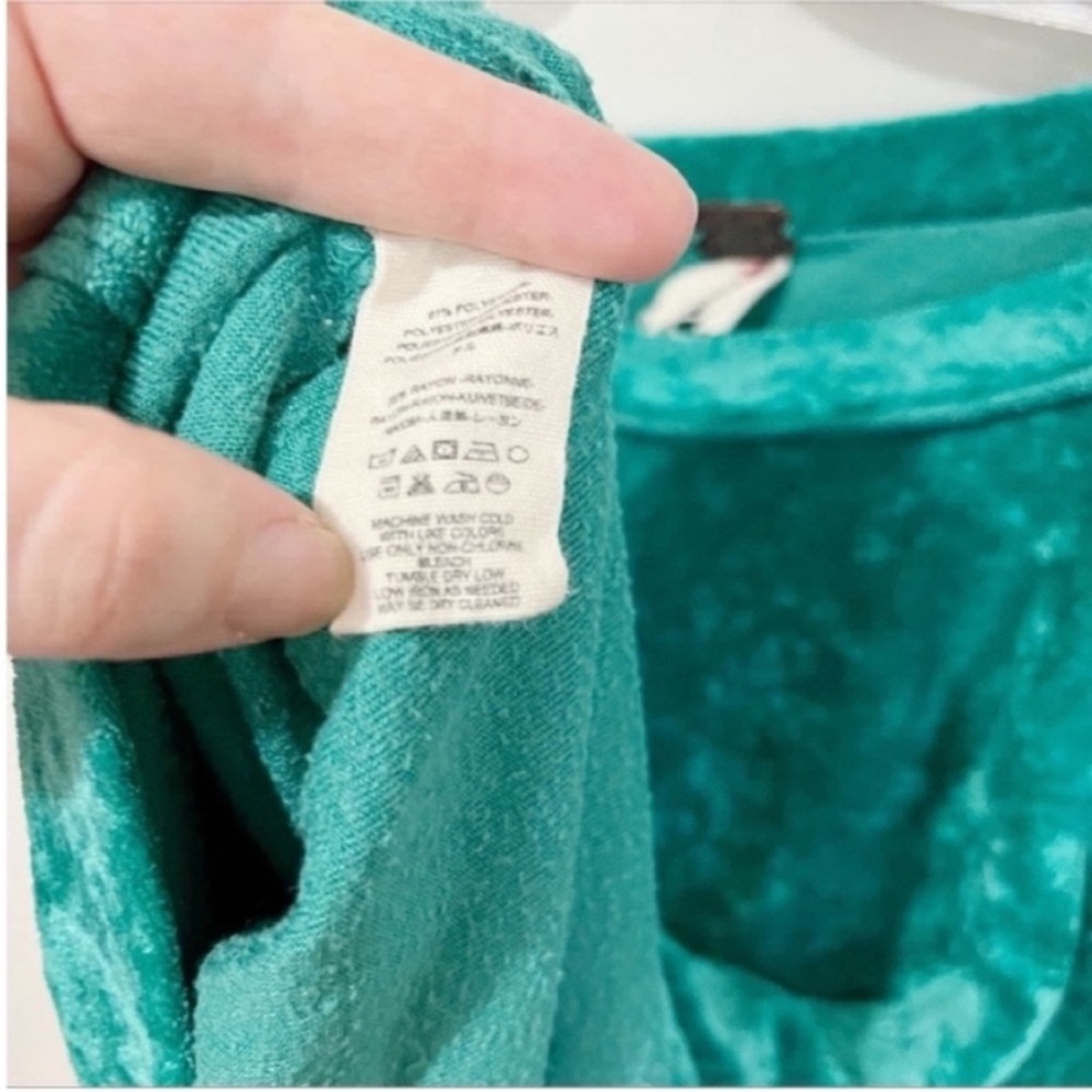 We the Free Milan sweater teal crushed velvet pullover oversized dolman sleeve - Picture 7 of 9
